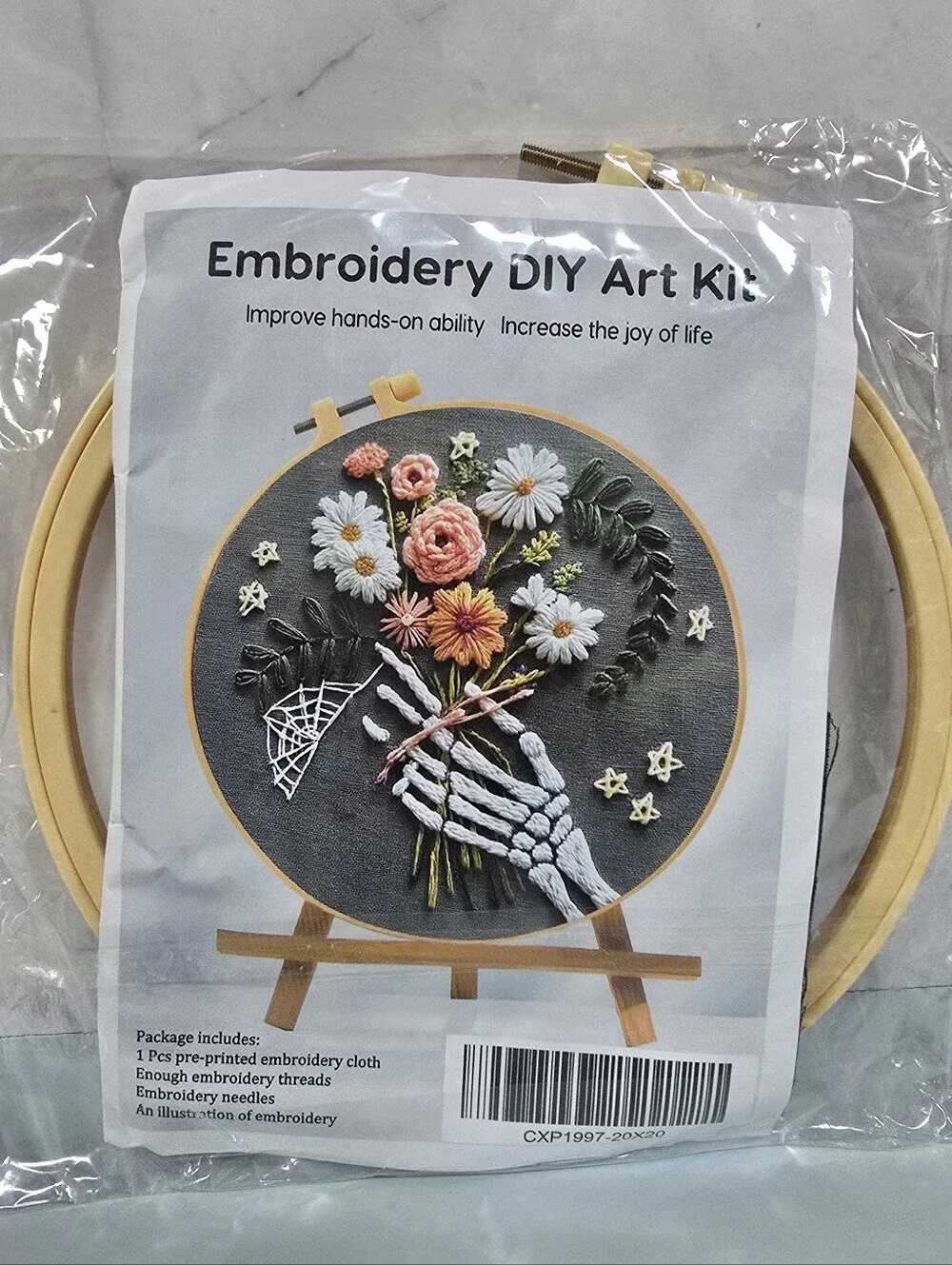 DIY Embroidery For Beginners Craft Kit Skelteton Hand Holding Flowers NWT